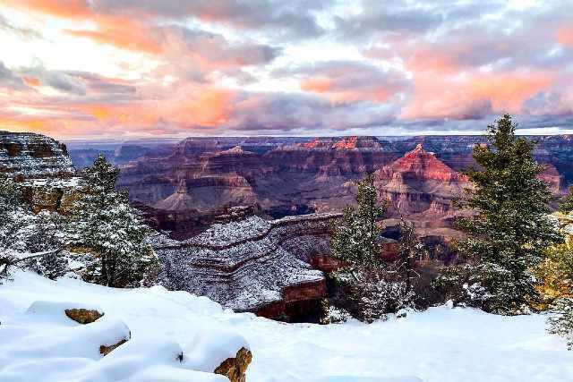 neige l'hiver au grand canyon