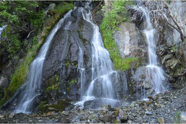 Kings Canyon Waterfall Nevada